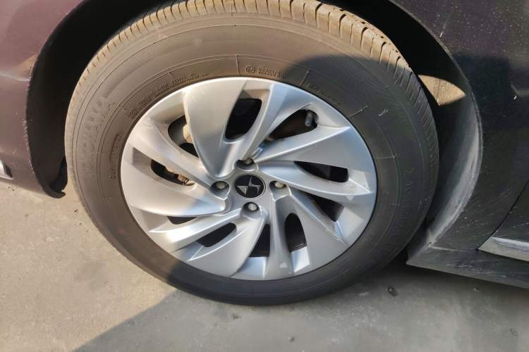 Used  5LS 2014 1.8L automatic Comfort version VTi140
