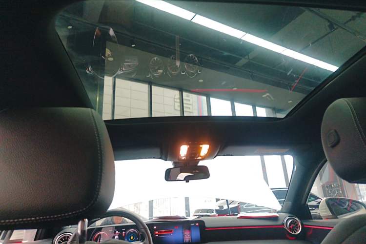 Used Mercedes-Benz A-Class 2022 Revised Version A 200 L Sport Sedan Fashionable Style