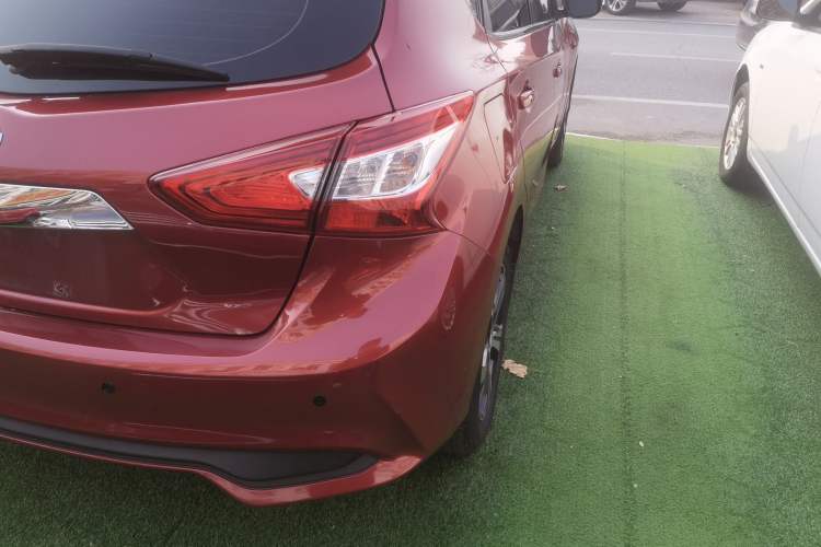 Used Nissan Tiida 2019 1.6L CVT Smart Drive Version China VI Standard