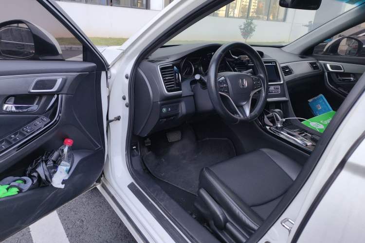 Used Honda Spirior 2017 2.0L Classic Edition
