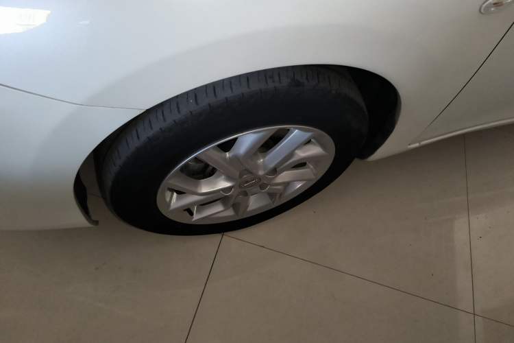 Used Nissan Tiida 2021 1.6L CVT Cool Edition
