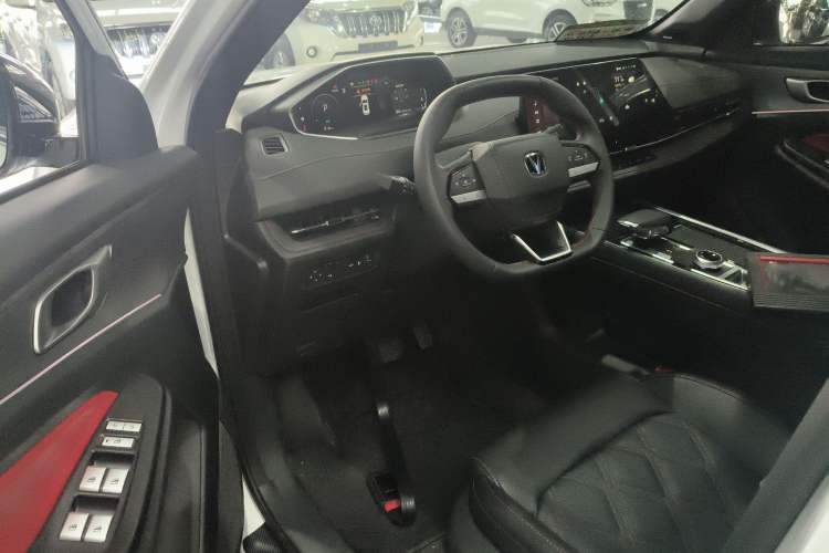 Used Changan CS55PLUS 2024 3rd Generation 1.5T DCT Prestige Model
