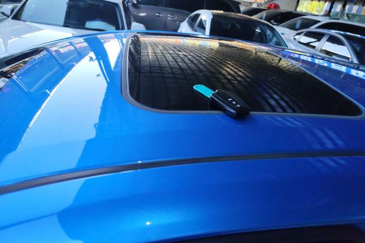 Used Toyota Levin 2019 Dual-Engine 1.8H E-CVT Luxury Edition China VI Standard
