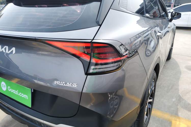 Used Kia Sportage (Chinese Domestic Model) 2023 2.0L HEV Two-Wheel Drive Flagship Edition
