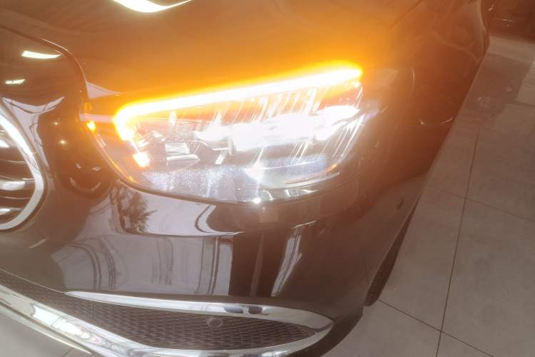 Used Mercedes-Benz E-Class 2021 Restyled E 300 L Luxury Edition
