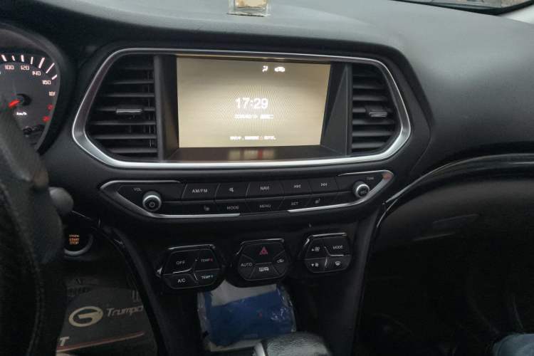 Used GAC Trumpchi GS4 2017 235T Automatic Two-Wheel Drive Luxury Smart Connectivity Version
