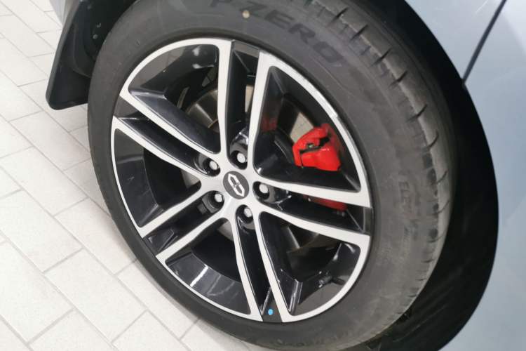 Used Hima AITO M5 2024 Extended-Range Max Rear-Wheel Drive Advanced Intelligent Driving Version
