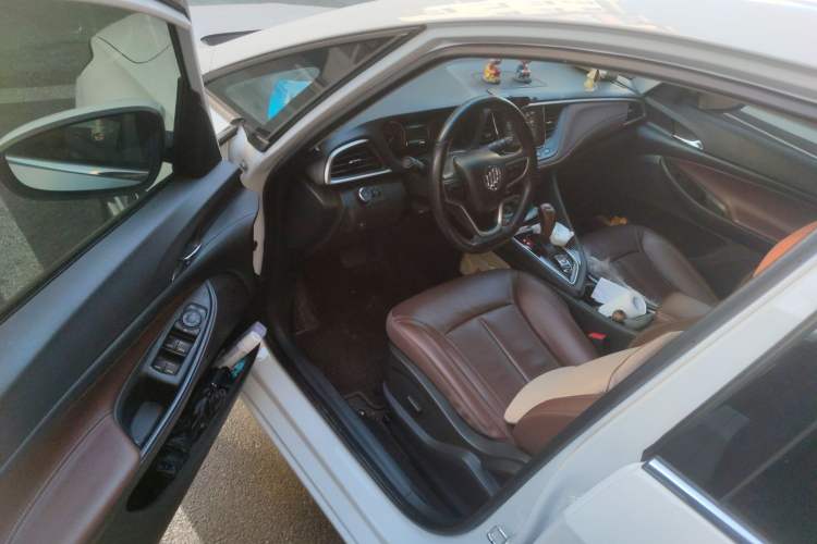 Used Buick GL6 2019 18T 6-Seater Connected Luxury Version China V Standard