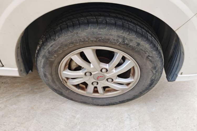 Used Wuling Hongguang 2019 1.5L S Standard Version China VI LAR
