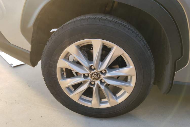 Used Toyota Corolla Cross 2023 Dual-Motor 2.0L Pioneer Edition
