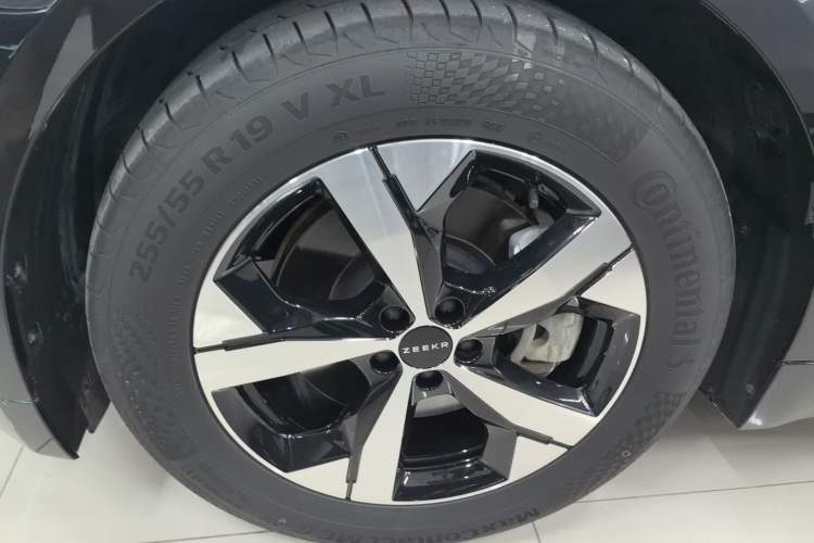 Used Zeekr 001 2023 WE Edition 100 kWh