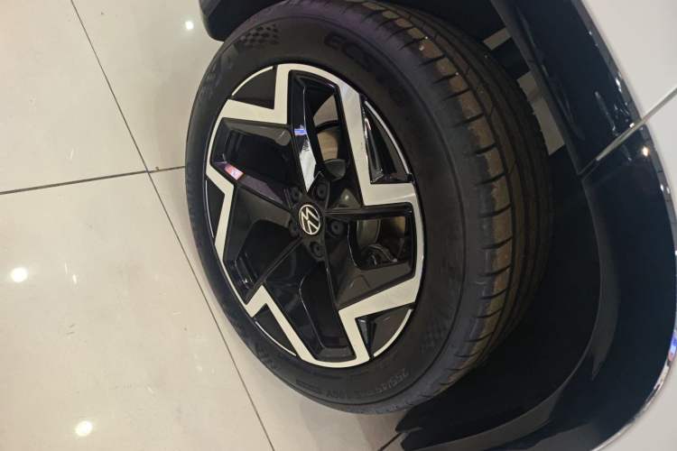 Used Volkswagen Tayron 2025 Tharu L 330TSI Two-Wheel Drive Elite City Package