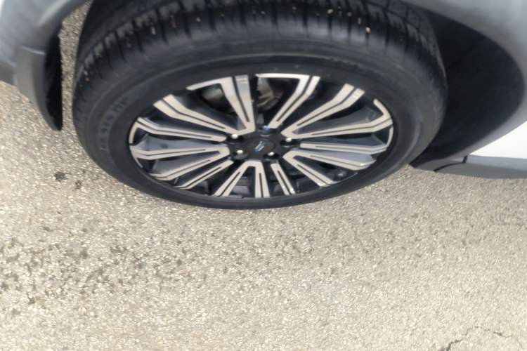 Used Oshan X5 2021 1.5T DCT Prestige Edition
