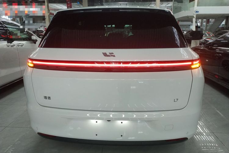 Used Li Auto L7 2023 Pro Model
