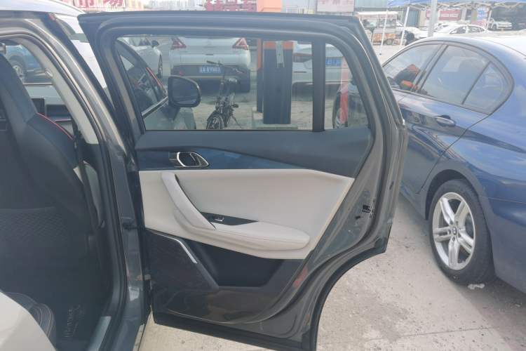 Used Lynk & Co 06 2020 1.5T YAO Halo
