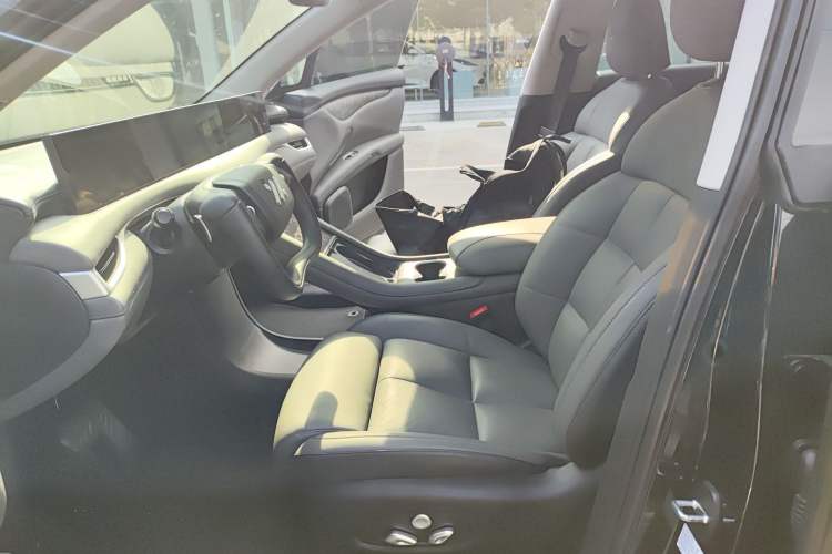 Used  LS6 2023 Max Enhanced Performance Edition
