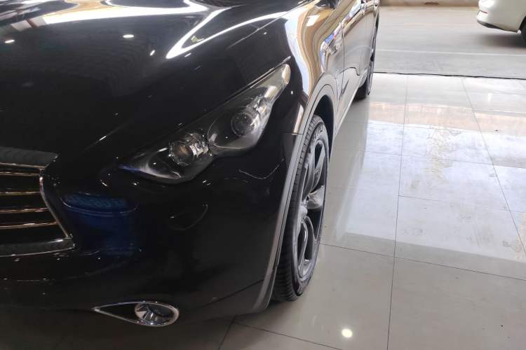 Used Infiniti QX70 2013 3.7L Standard Edition