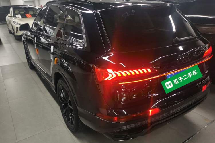 Used Audi Q7 2021 55 TFSI quattro S line Sport model