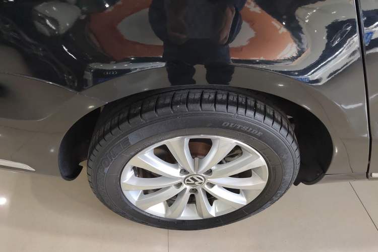 Used Volkswagen Magotan 2016 1.8TSI Smart Comfort Model
