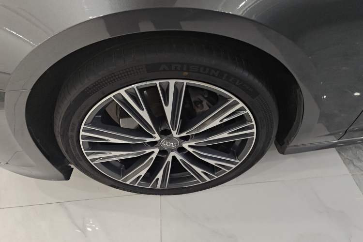 Used Audi A6L 2020 40 TFSI Luxury Dynamic Model
