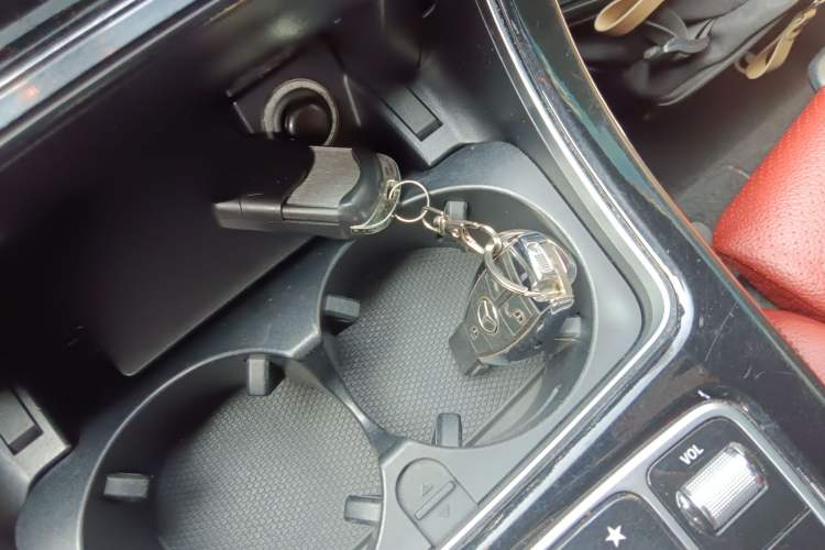 Used Mercedes-Benz GLC Coupe 2017 GLC 200 4MATIC Coupe SUV
