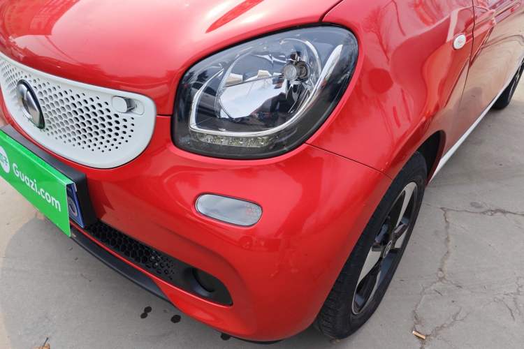 Used smart forfour 2018 1.0L 52kW Passion Edition
