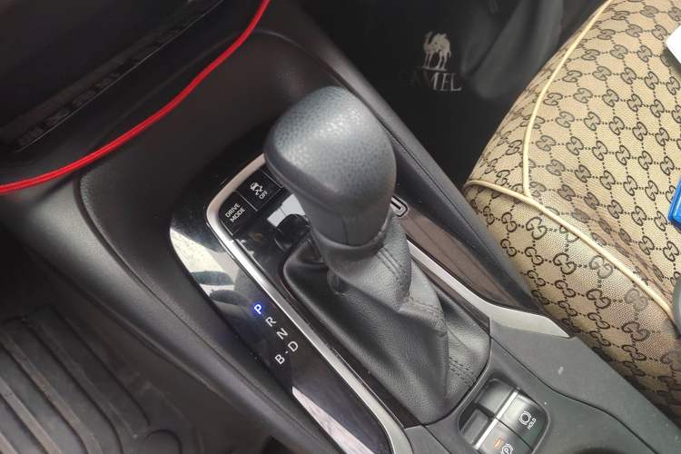 Used Toyota Corolla 2021 Dual-Motor 1.8L E-CVT Elite Edition