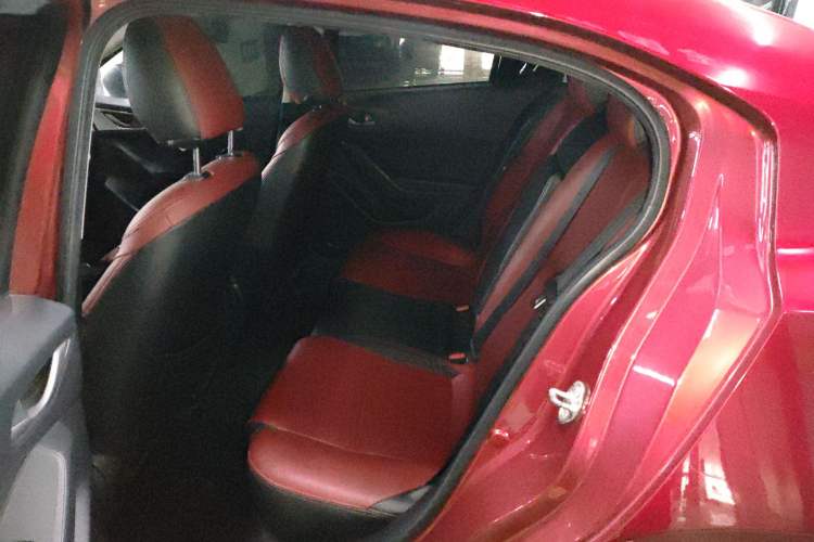 Used Mazda Mazda 3 Axela 2017 Sedan 1.5L Automatic Comfort Model Emission Standard China V