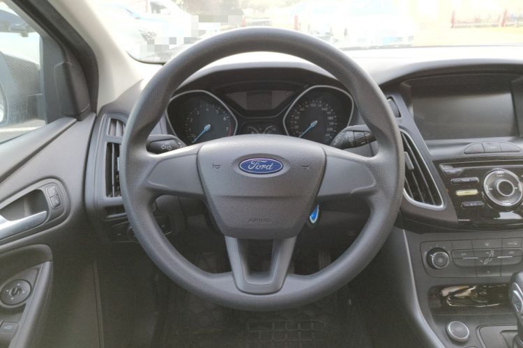 Used Ford Focus 2017 Hatchback 1.6L Automatic Comfort Plus SmartDrive Edition