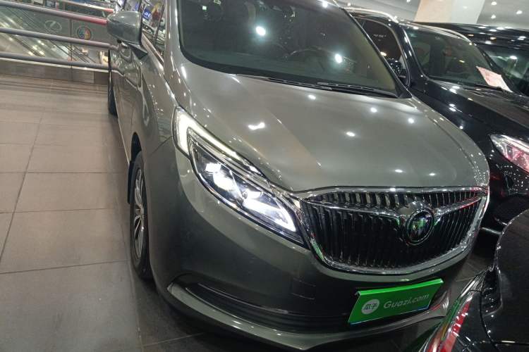 Used Buick GL8 2018 ES 28T Flagship Model China VI Standard
