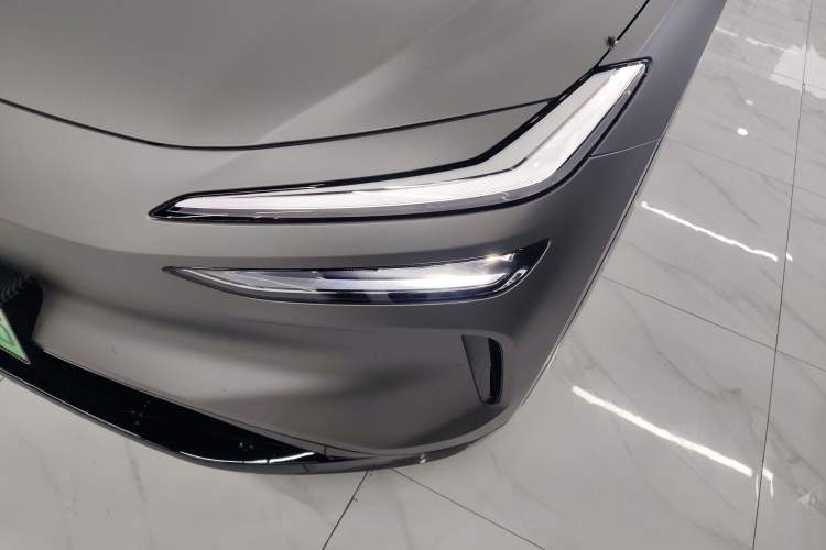 Used ONVO L60 2024 60 kWh All-Wheel Drive