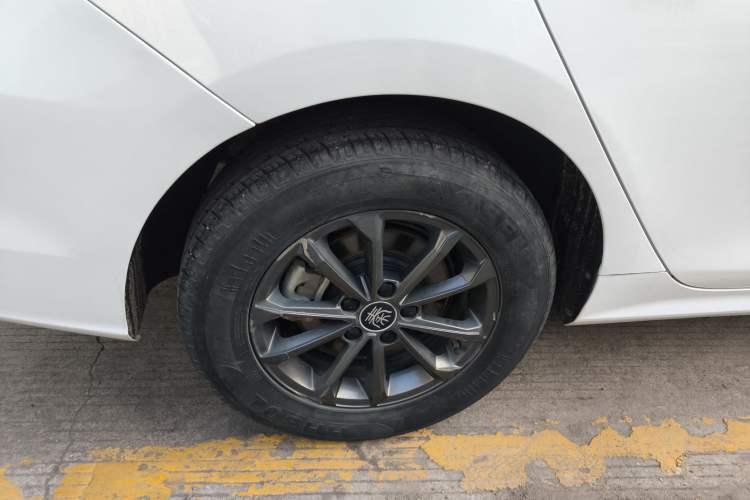 Used BYD Qin PLUS 2021 EV 400KM Leading Comfort Edition
