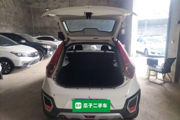 Used MG 3SW 2015 1.5L AMT Elite Version
