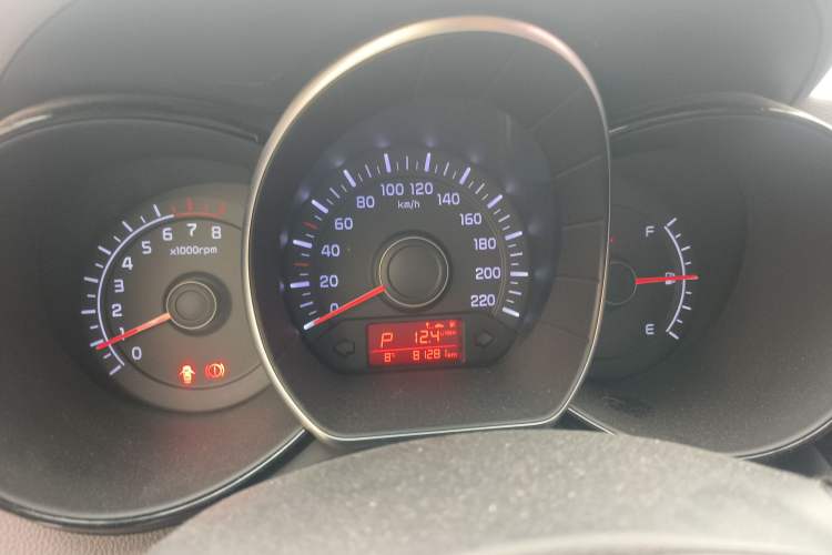 Used Kia K2 2015 Sedan 1.4L Automatic GLS
