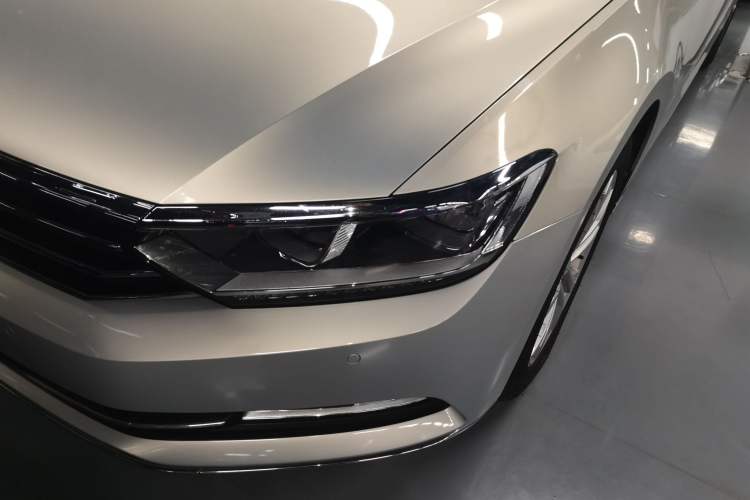 Used Volkswagen Magotan 2018 Facelift 330TSI DSG Luxury Model
