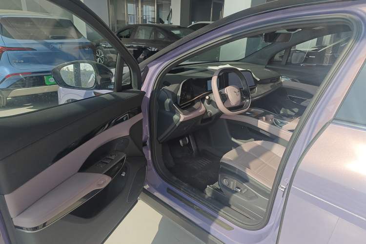 Used Hongqi Tiangong 08 2025 680 All-Wheel Drive Smart Selection Edition