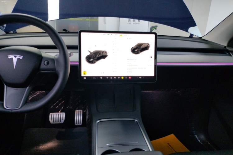 Used Tesla Model Y 2023 High-Performance All-Wheel-Drive Version