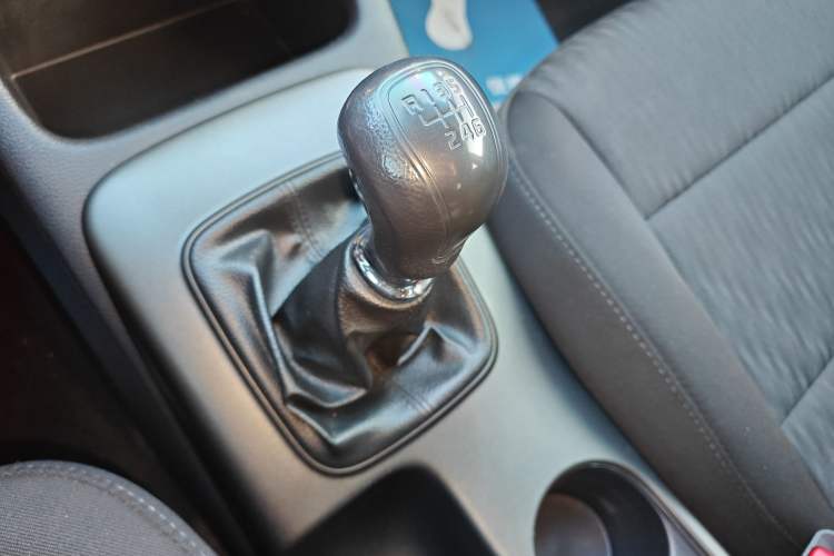 Used Kia K3 2015 1.6L Manual GL
