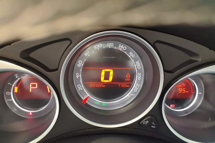 Used Citroen C4L 2014 1.8L Intelligent Drive Automatic Dynamic Model
