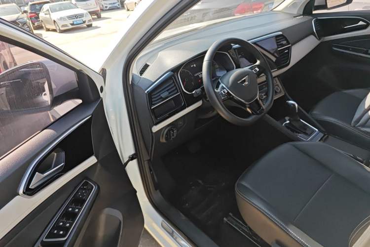 Used Jetta VS5 2023 280TSI Automatic Trend Edition
