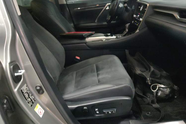 Used Lexus RX 2016 300 Two-Wheel Drive Elite Version China V Standard
