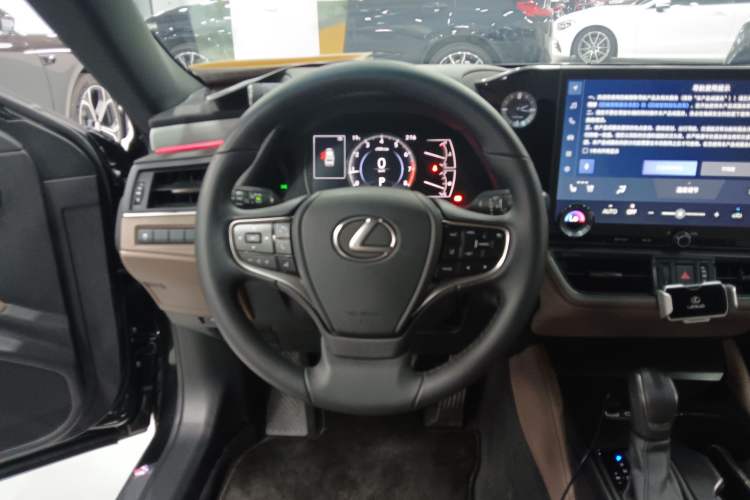 Used Lexus ES 2025 200 Premium Edition
