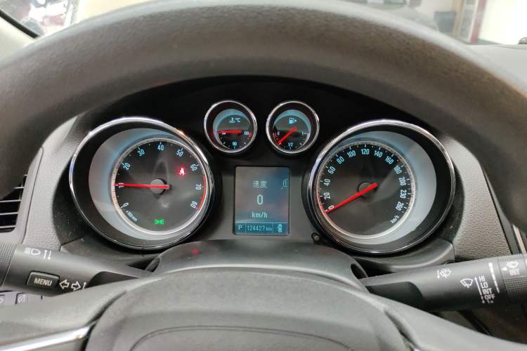 Used Buick Regal 2015 1.6T Leading Technology Model
