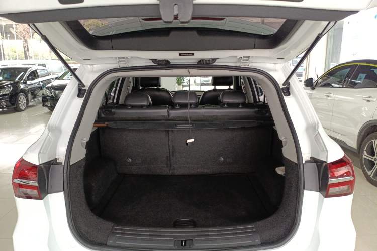 Used Roewe RX5 2016 20T Two-Wheel Drive Automatic Internet Smart Edition