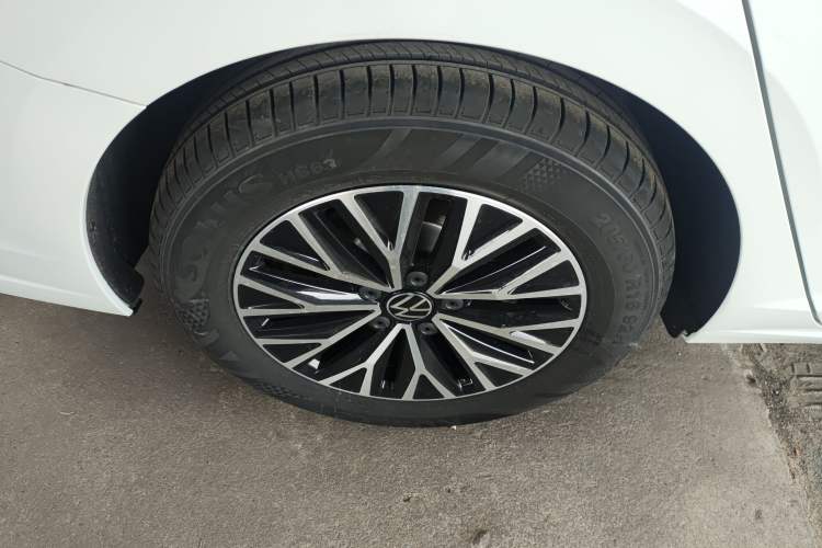 Used Volkswagen Sagitar 2025 Facelift 200TSI DSG Flyover Edition
