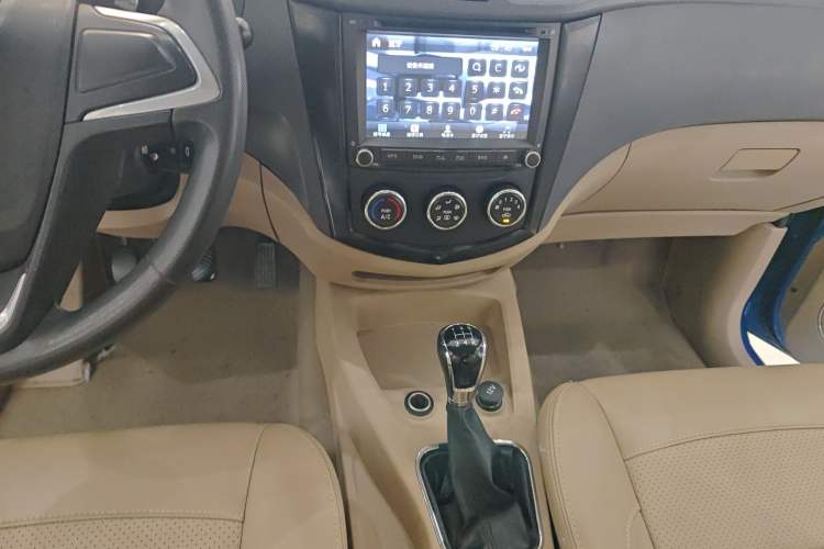 Used Wuling Hongguang 2014 1.5L S Comfort Model
