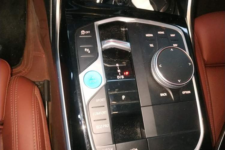 Used BMW i3 2022 eDrive 35 L
