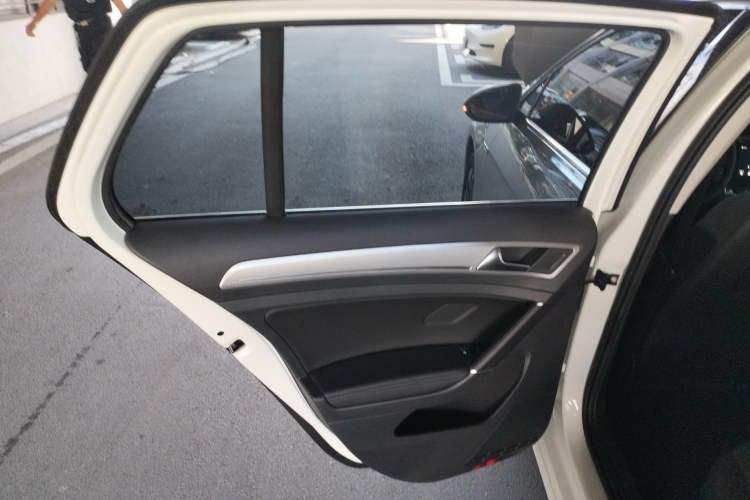 Used Volkswagen Golf Pure Electric 2020 Chari
