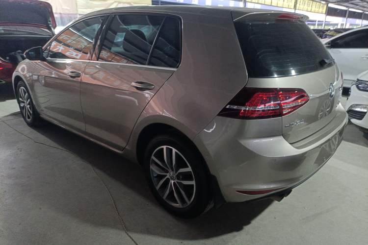 Used Volkswagen Golf 2017 230TSI Automatic Luxury Million-Vehicle Commemorative Edition