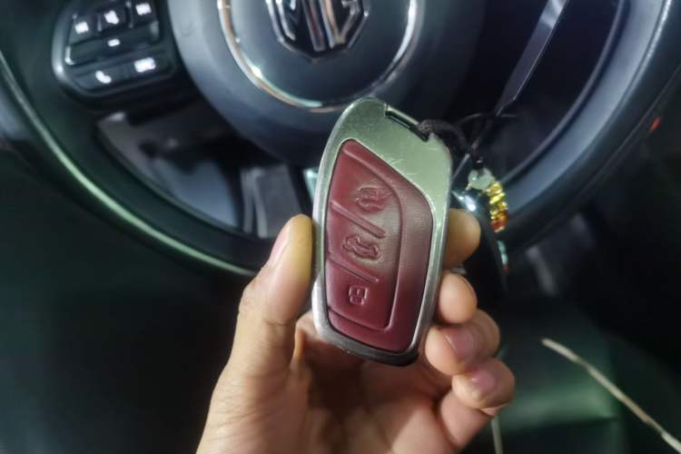 Used MG 5 2022 180 DVVT CVT Youth Luxury Edition
